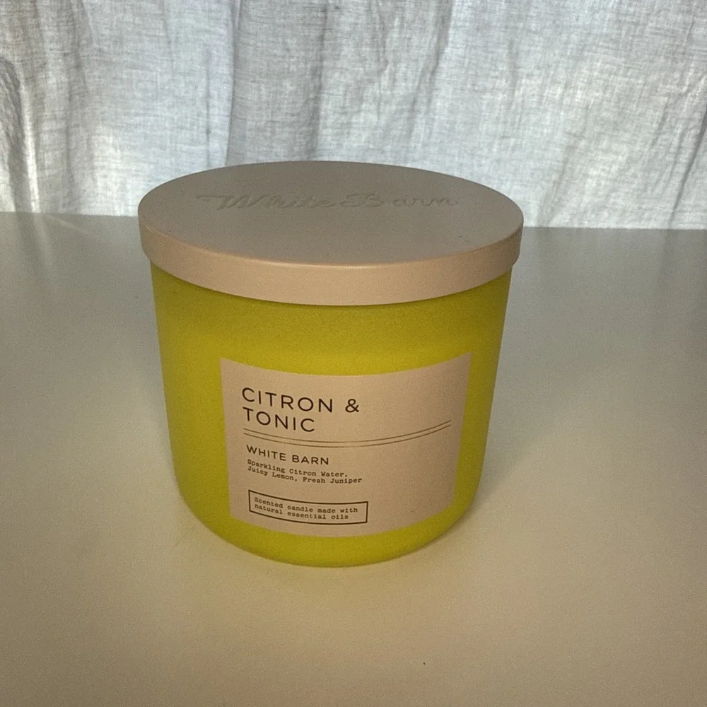 White Barn Bath & Body Works Jar 3 Wick Candle Citron & Tonic 14.5 oz NEW
